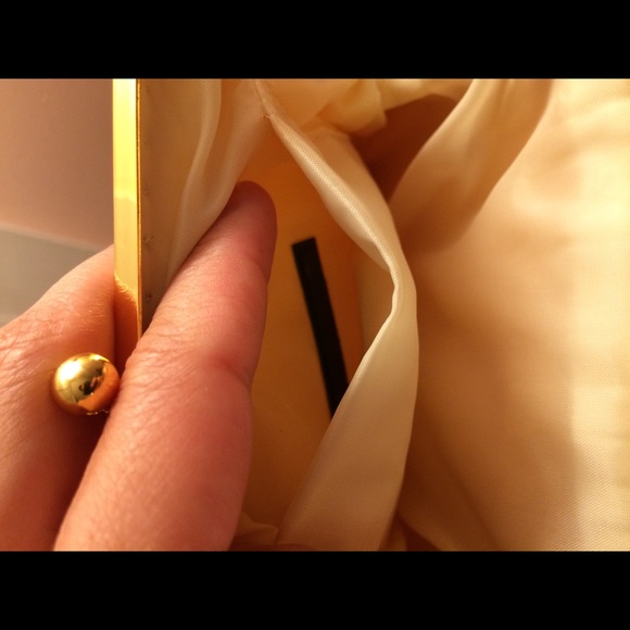 Vintage Crossbody Beaded Purse - Picture 10 of 13